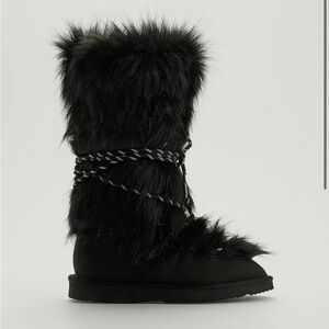 Faux Fur Winter Snow Boots - Black